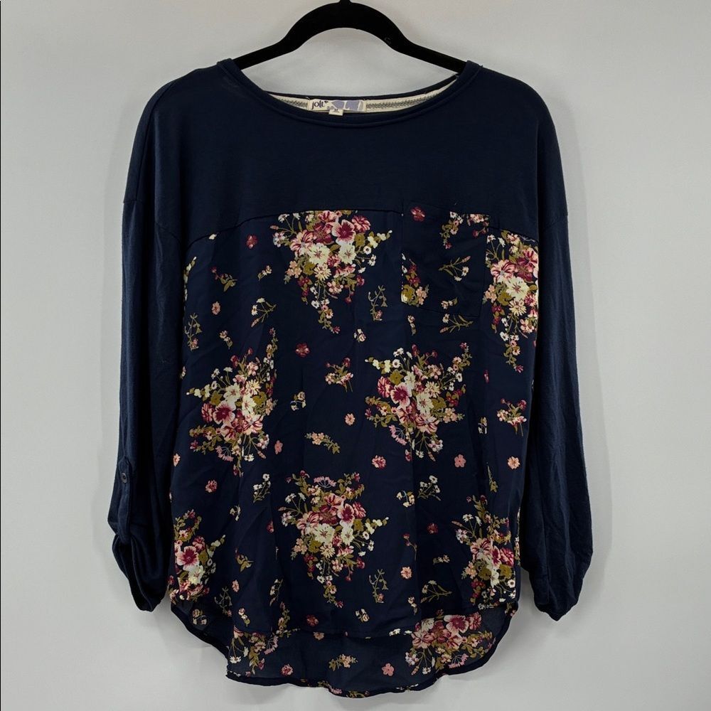 3For$20 Jolt Navy Floral Women's Blouse size: M